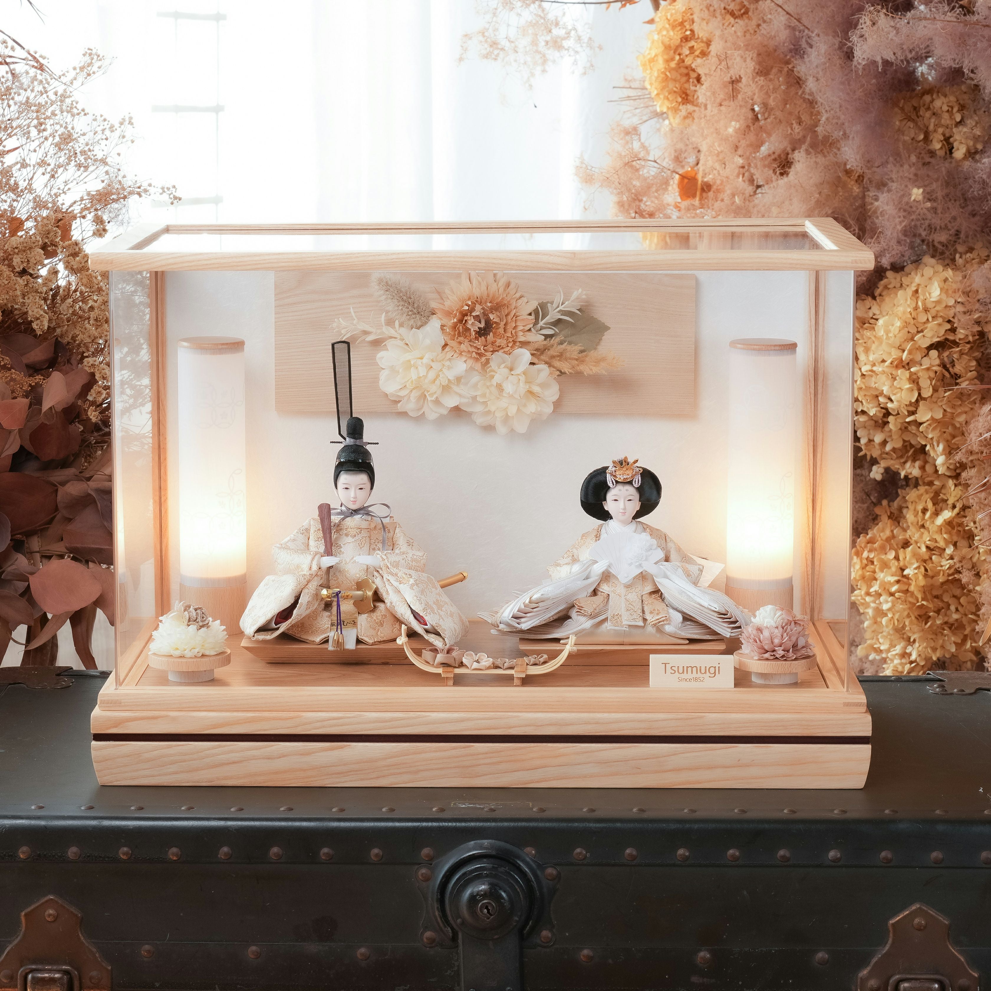 ケース入り 親王飾り「絃」 | つむぎ ケース入飾り | 人形の東玉