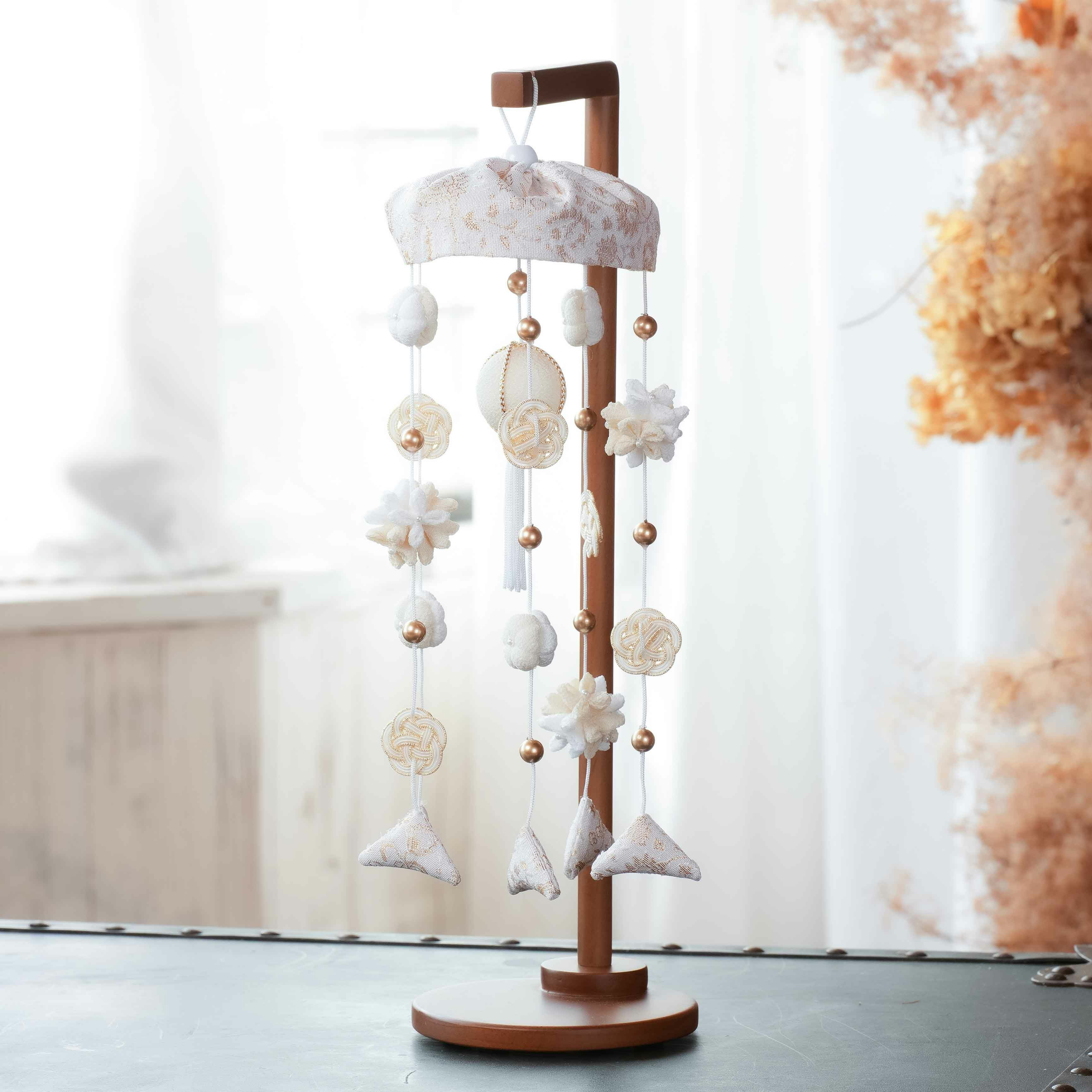 ひなつるし飾り「ミニつるし ゴールド」 | つるし飾り | 人形の東玉